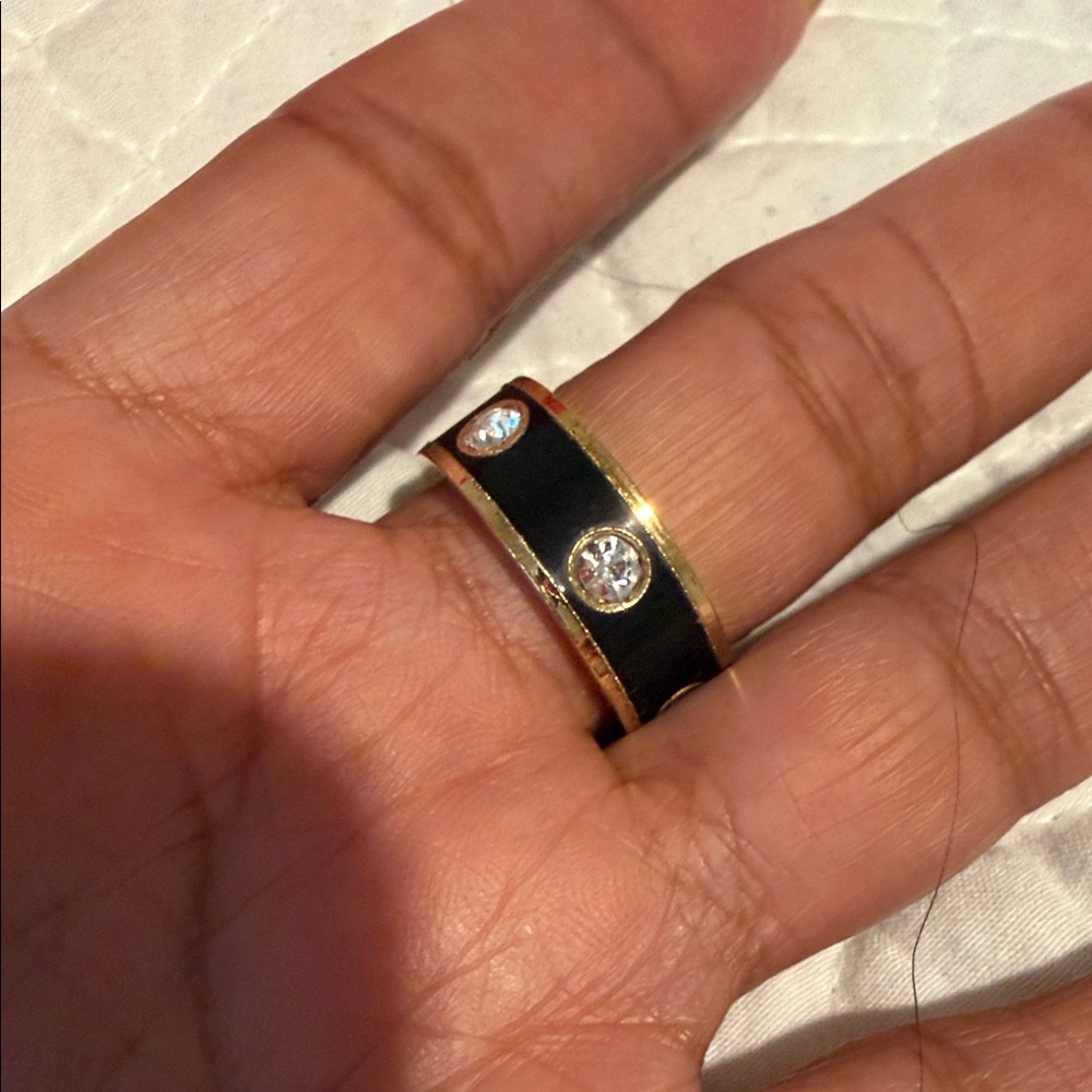 Kurt Geiger Gold and Black Ring stones - Picture 6 of 10